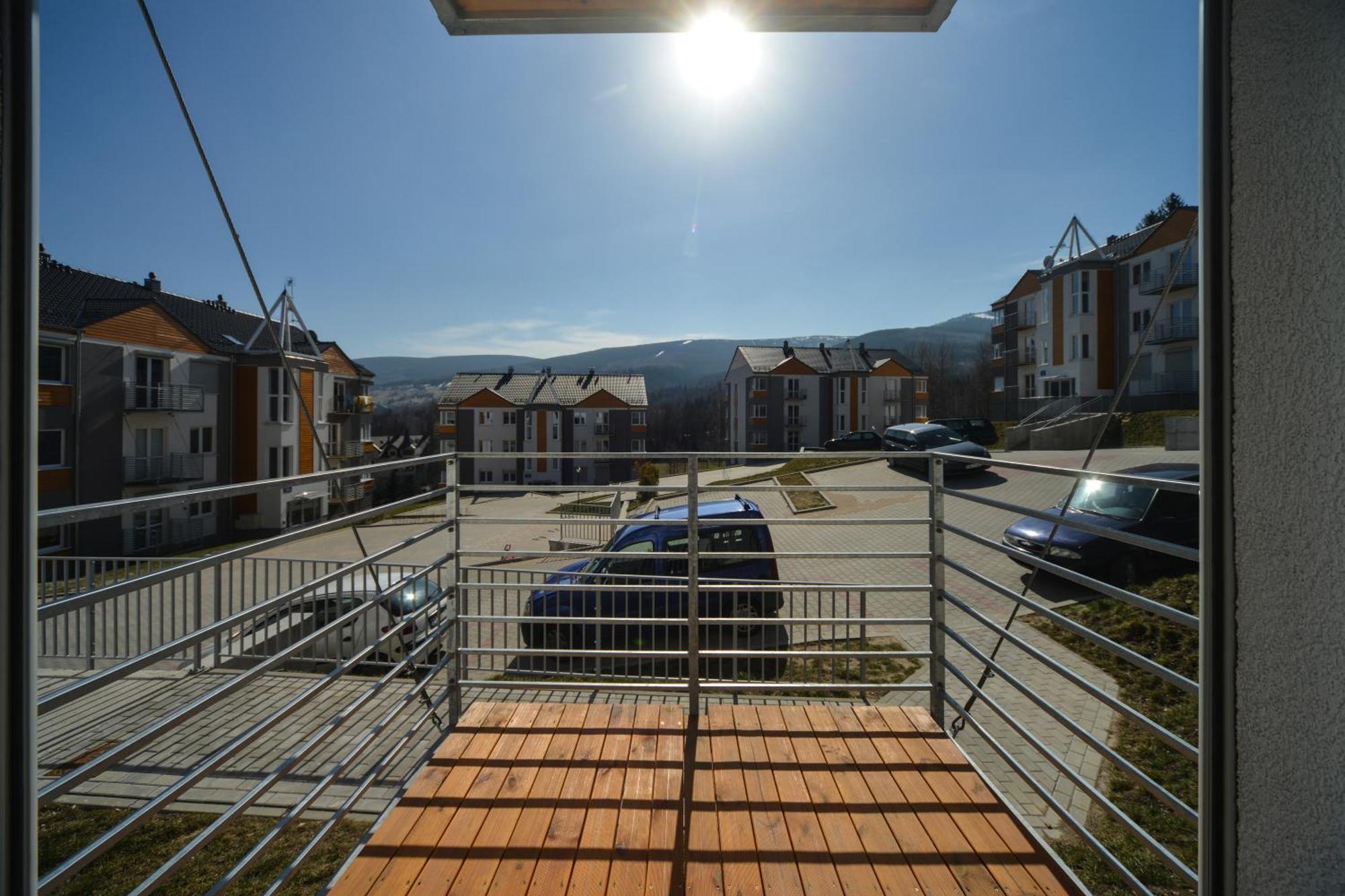 Stonowane I Eleganckie Apartamenty Sun Seasons 24 W Swieradowie Zdroju By Noclegi Renters Świeradów-Zdrój Chambre photo