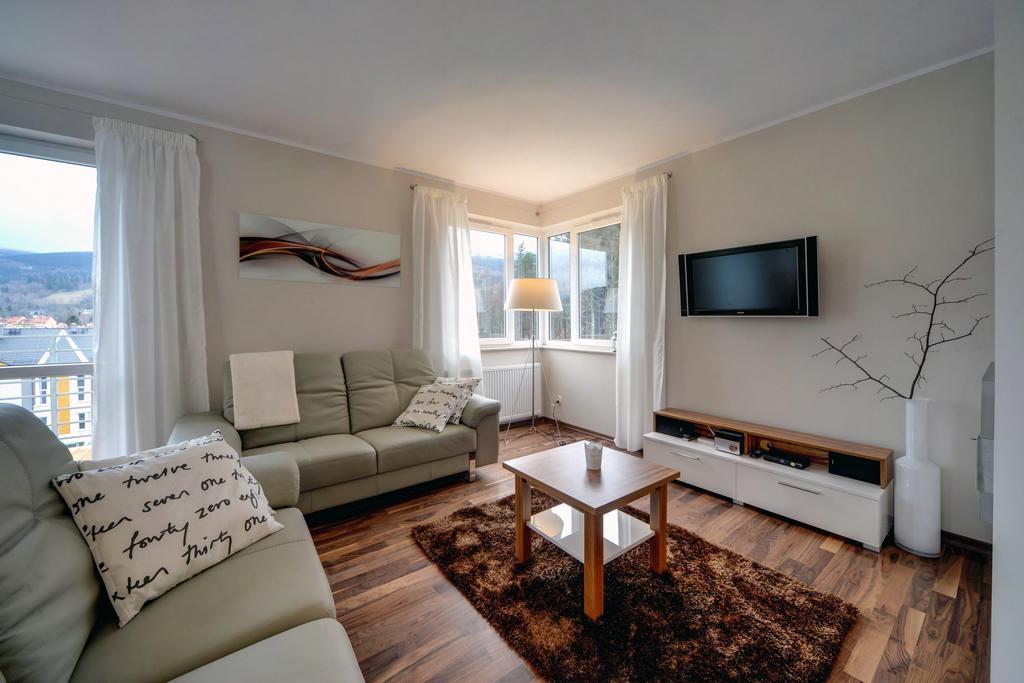 Stonowane I Eleganckie Apartamenty Sun Seasons 24 W Swieradowie Zdroju By Noclegi Renters Świeradów-Zdrój Chambre photo