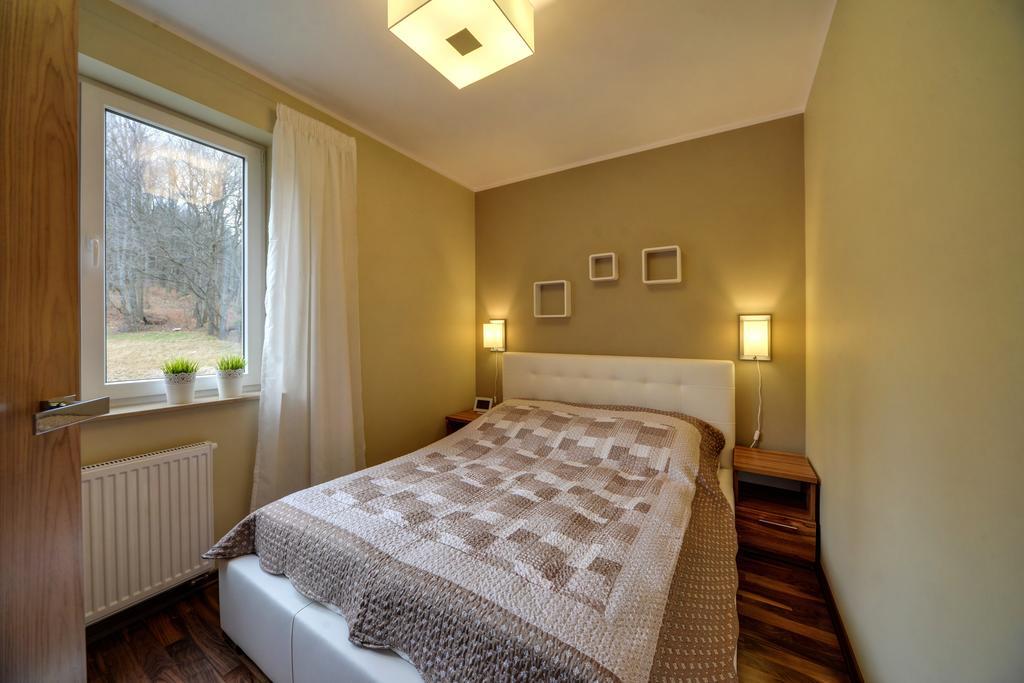 Stonowane I Eleganckie Apartamenty Sun Seasons 24 W Swieradowie Zdroju By Noclegi Renters Świeradów-Zdrój Chambre photo